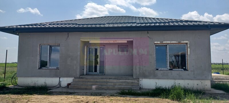 Casa noua parter, 4 camere, curte 400mp, Sabareni